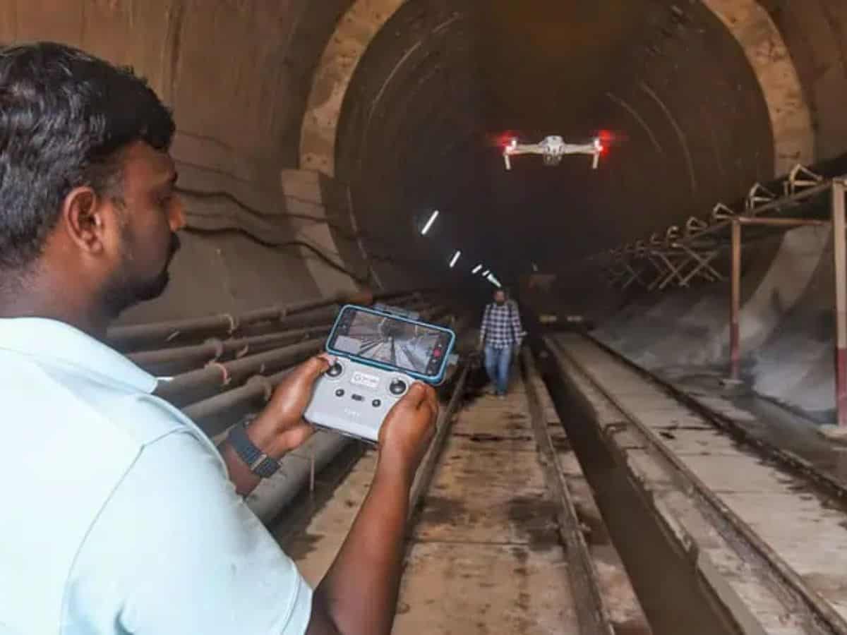 Five bodies of workers trapped inside SLBC tunnel collapse identified.