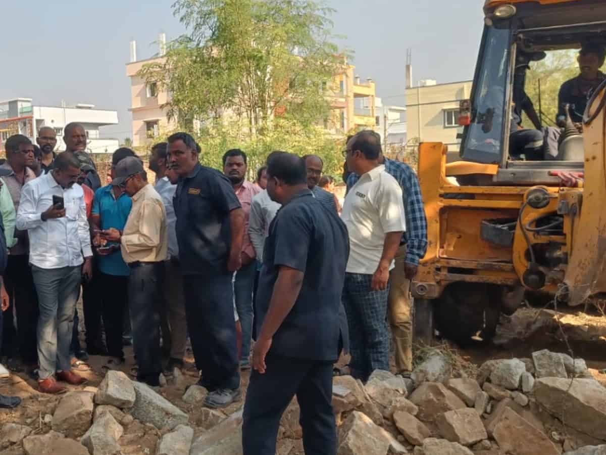 HYDRAA clears encroachments in Hyderabad, neighbouring areas