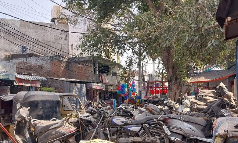 Hyderabad: Seized vehicles rusting at Hussaini Alam police station.