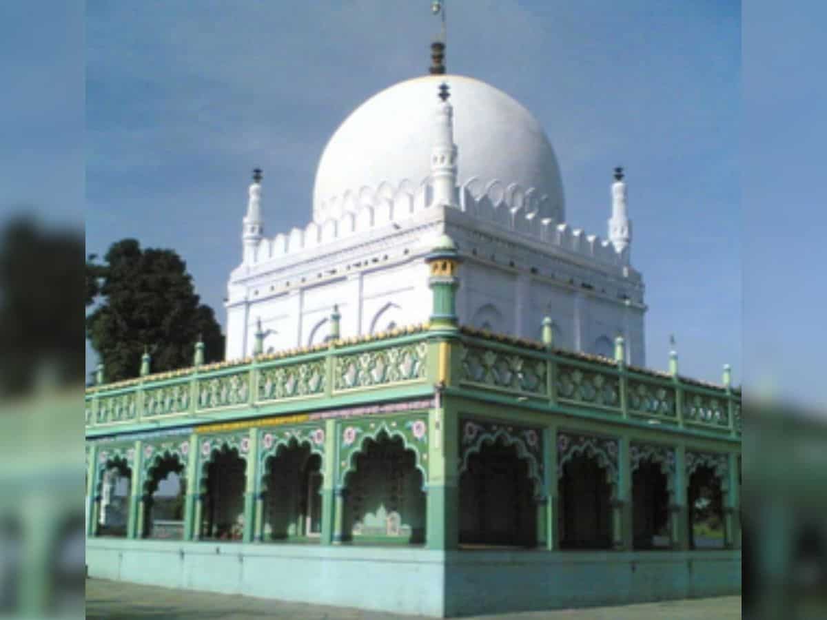 Laadle Mashak Dargah