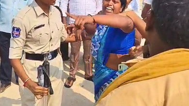 Hyderabad: Shopkeepers resist Saroornagar HUDA complex eviction