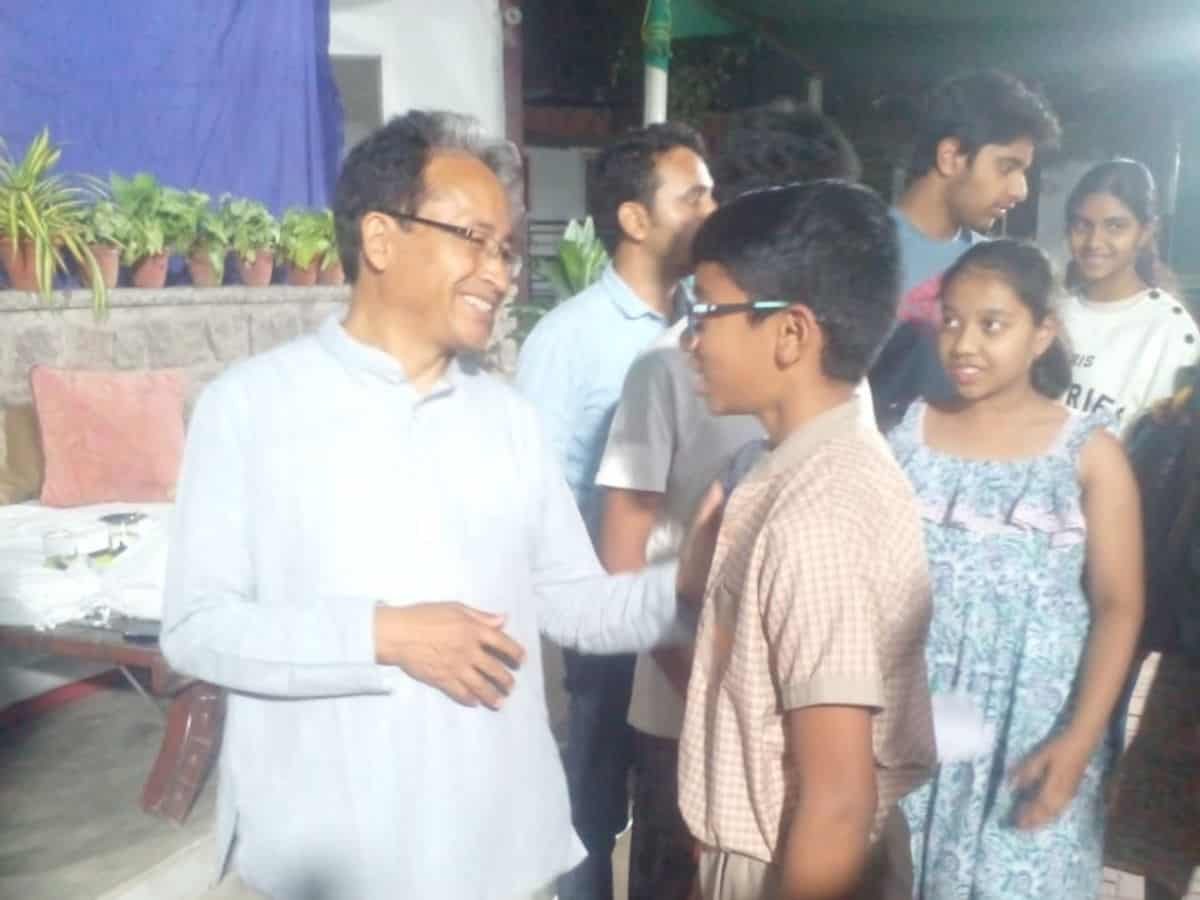 Climate activist Sonam Wangchuk interacts with children during his visit to Hyderabad on Saturday, February 1.