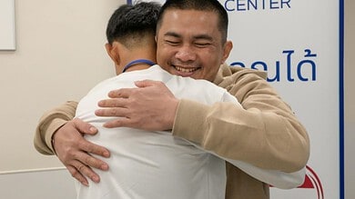 Tears of joy as five Thai hostages return home after a year in Hamas captivity