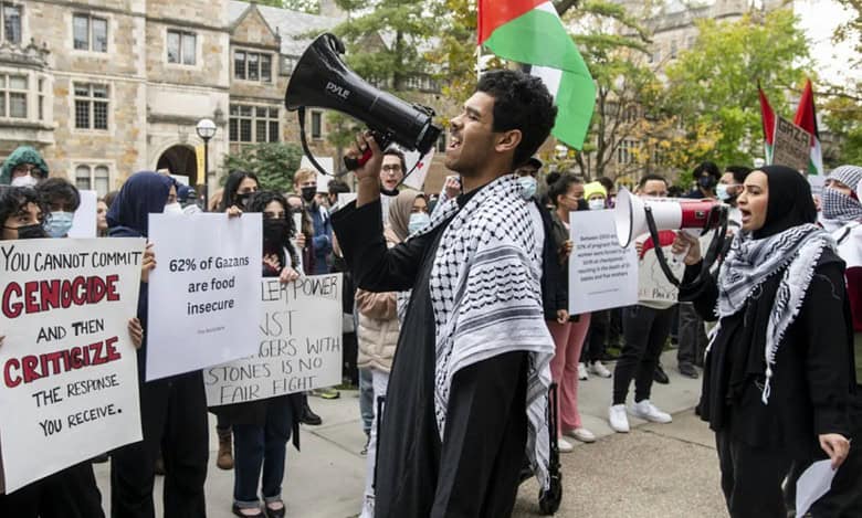 Palestinian protesters