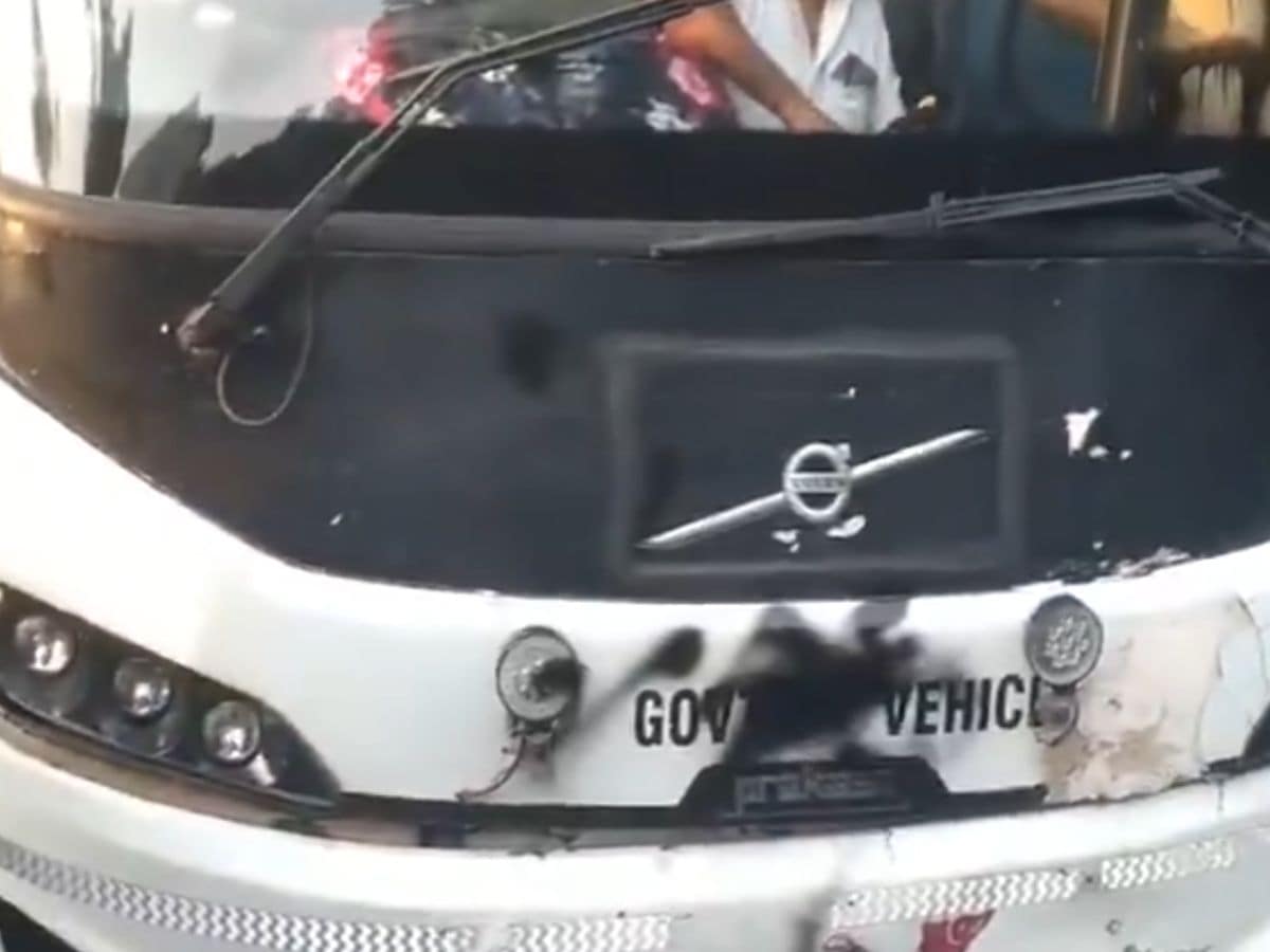 Lanugage row affects bus services between Karnataka-Maharashtra