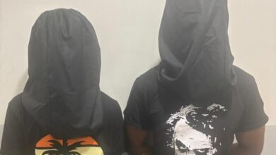 Two rob youth at knifepoint in Hyderabad, held