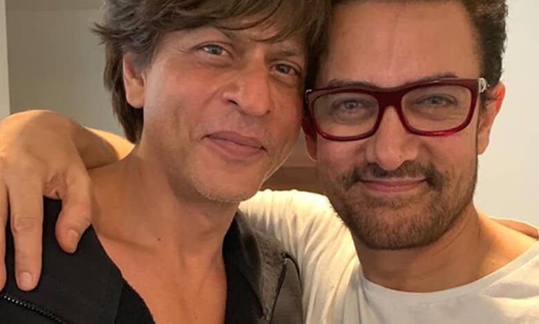 Aamir Khan reveals what he and Shah Rukh Khan gossiped about