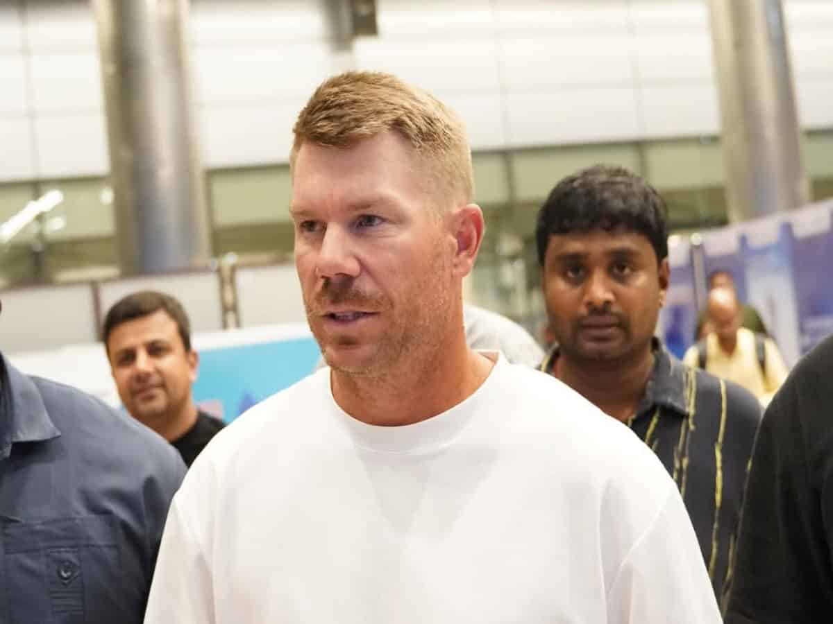 David Warner lands in Hyderabad ahead of 'Robinhood' trailer launch