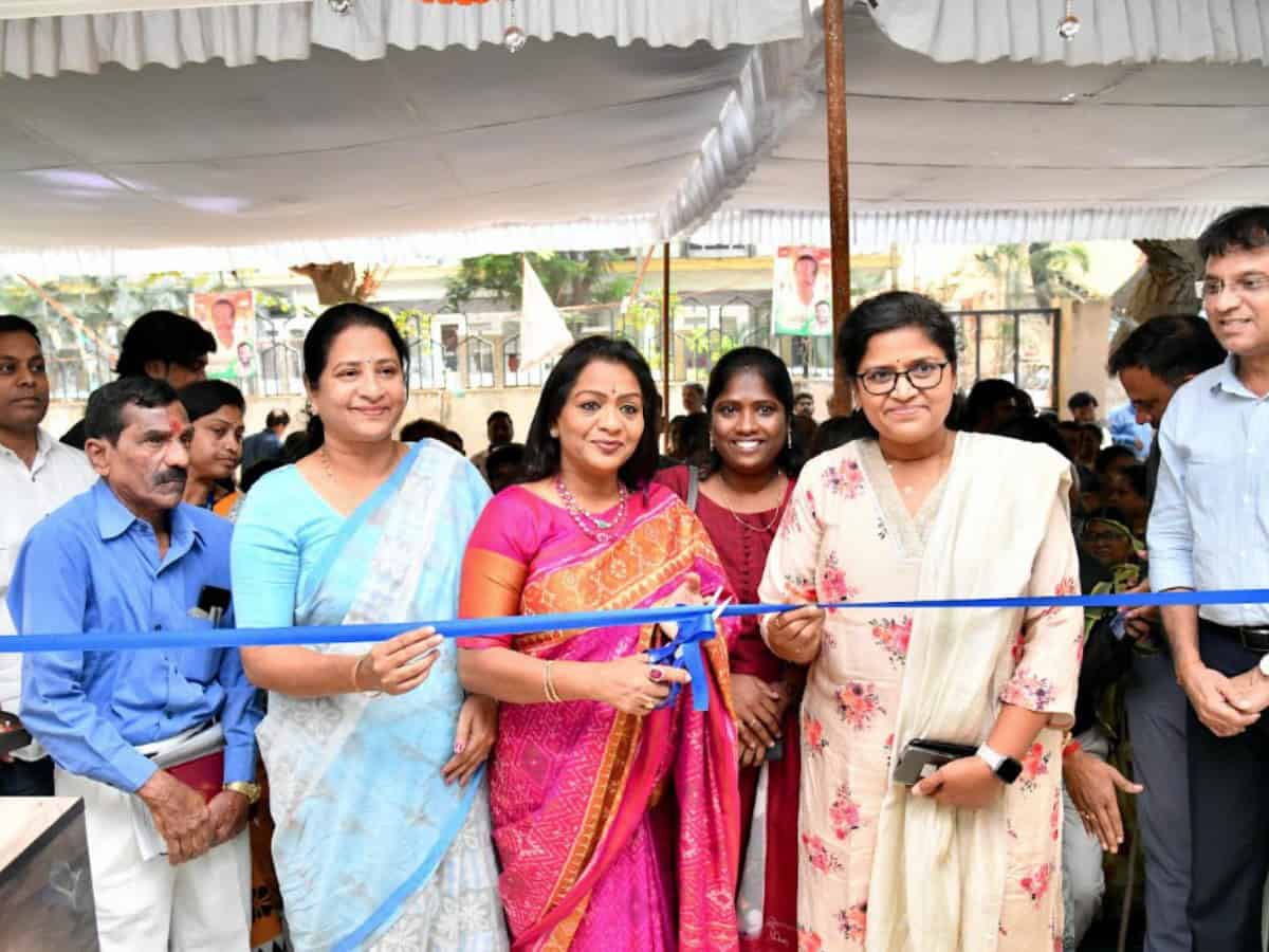 Hyderabad Mayor inaugurates Indira Mahila Shakti Canteen
