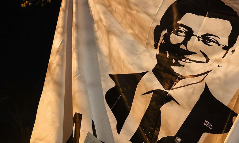 Turkish court orders Istanbul mayor jailed pending trial