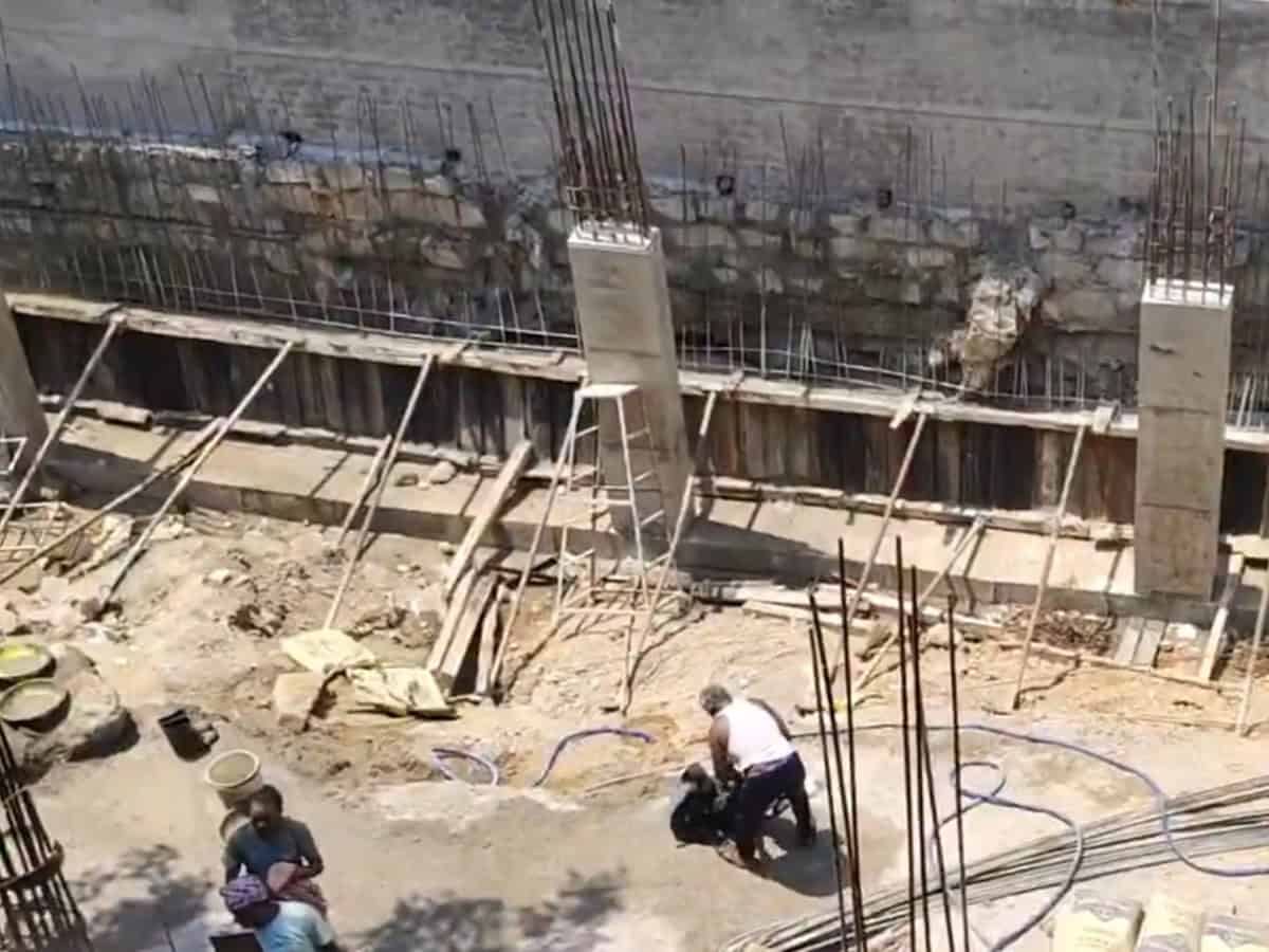 Nampally residents alarmed over illegal cellar digging, urge GHMC action