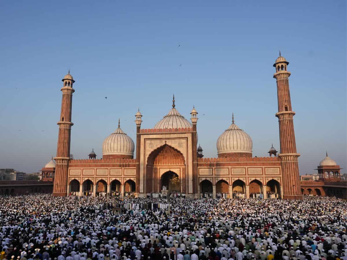 Joyous Eid-ul-Fitr celebrations across India after Ramzan