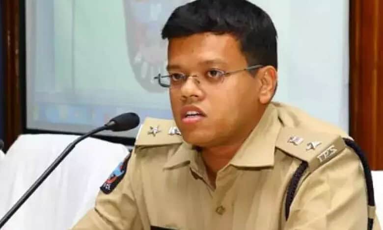 IPS officer challenges AP cadre allotment in CAT, seeks Telangana