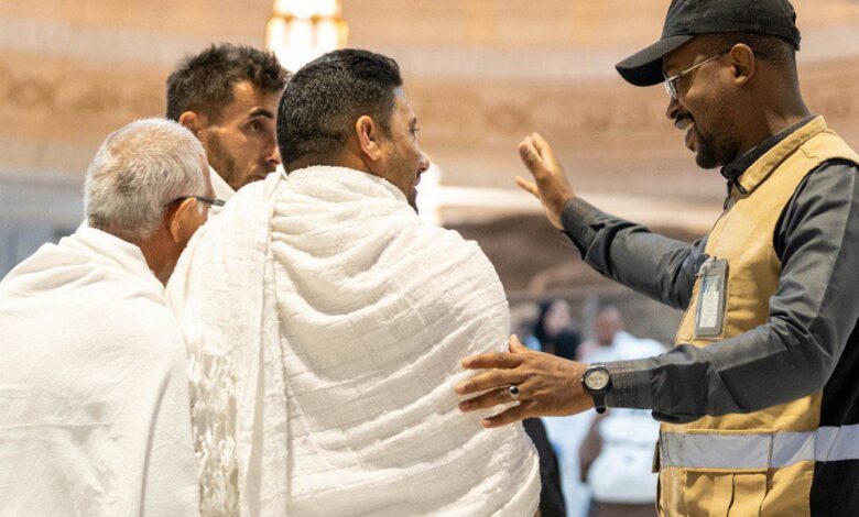 Dubai cops arrest gang offering fake Haj, Umrah visas