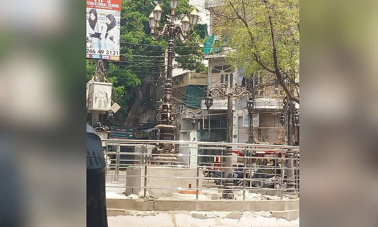 Charkandil Junction gets a facelift with new lantern-Inspired lamp post