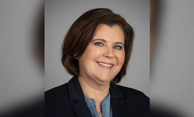 Iceland’s edu minister resigns after admitting past relationship with 15-yr-old