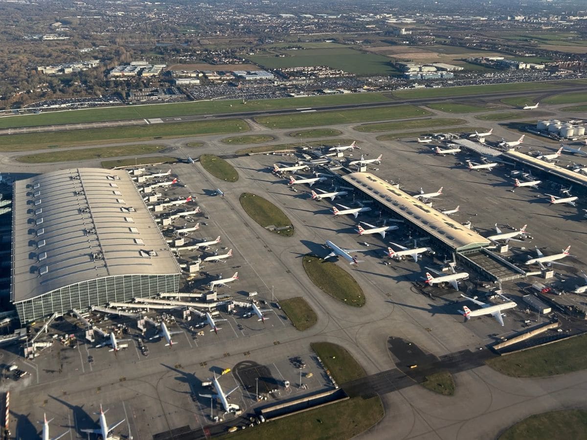 Air India resumes flights at London-Heathrow airport