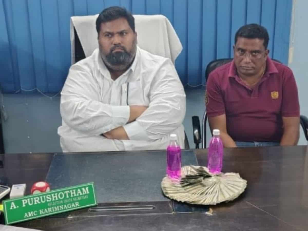 ACB catches two Telangana govt officials for taking Rs 60k bribe