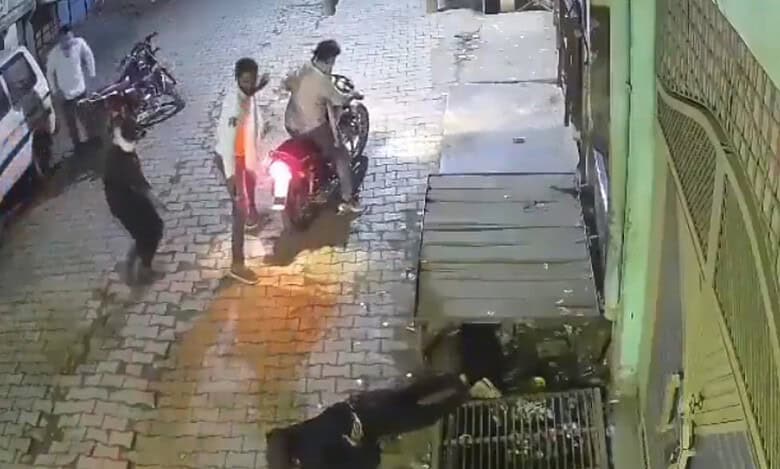 25-yr-old shot dead by 4 men in UP’s Aligarh; assault caught on CCTV