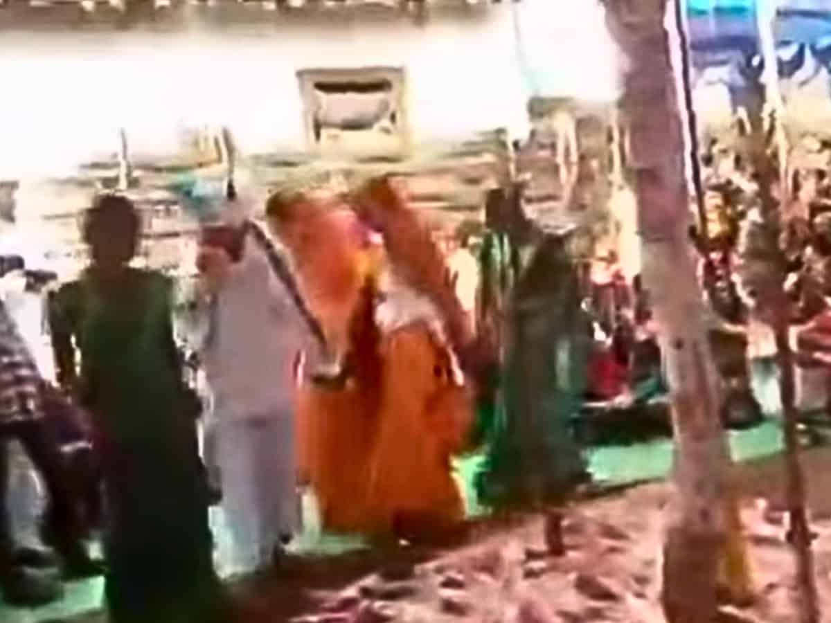Telangana man falls in love with two women, marries both in same ceremony