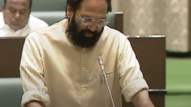 Uttam Kumar Reddy speaking at Telangana assembly