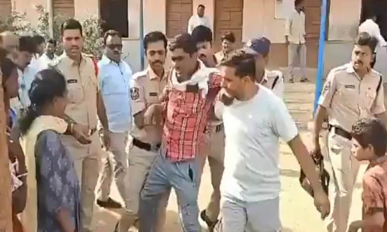 Student dies under mysterious circumstances in Telangana govt school