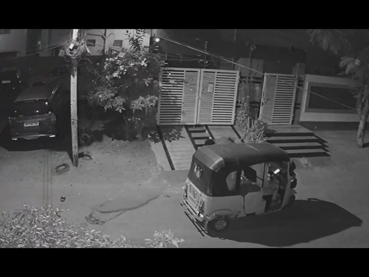 Thieves steal footwear from flats in Hyderabad's Moosarambagh.