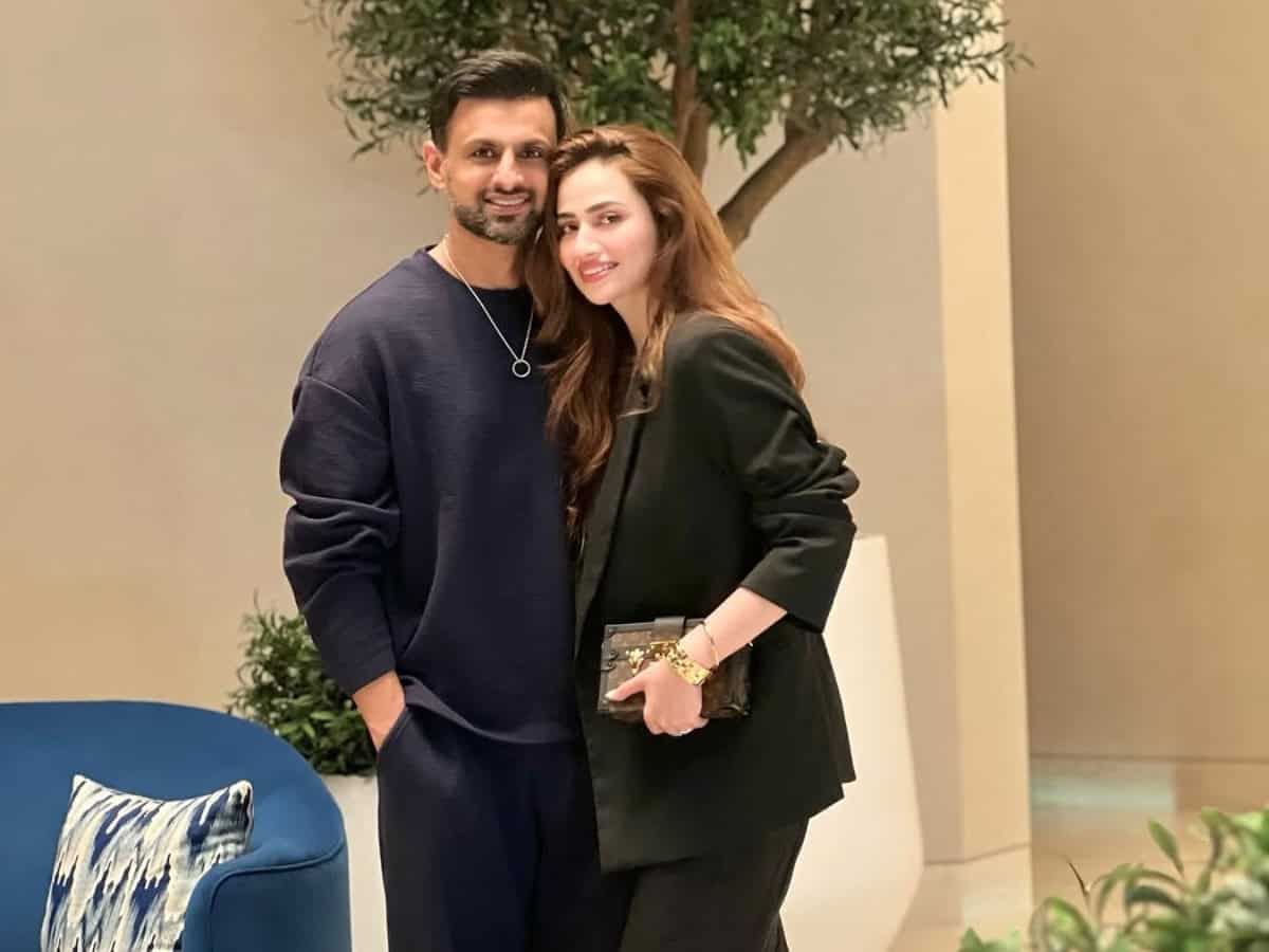 Shoaib Malik, Sana Javed star together in Pakistani show, details inside