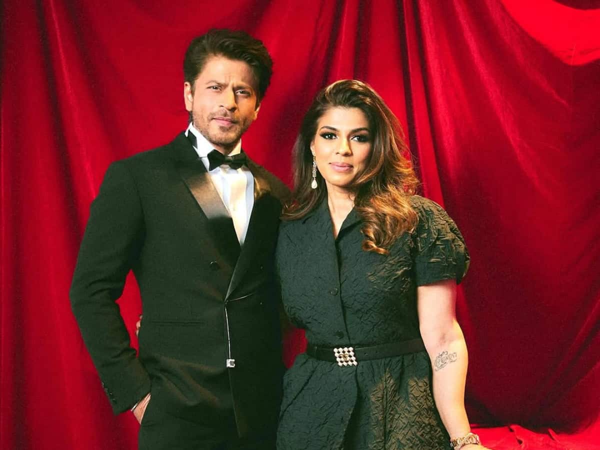 SRK's manager Pooja Dadlani's per annum income as of 2025