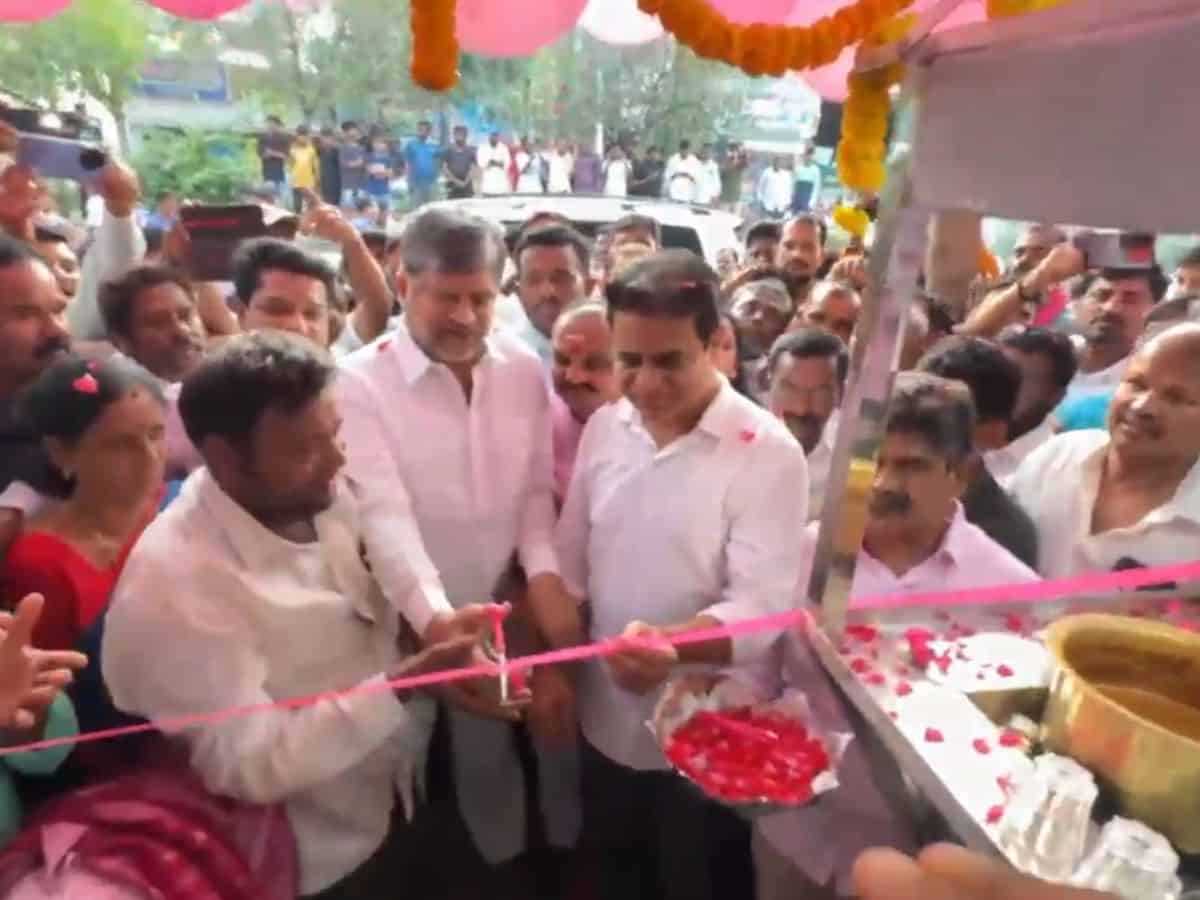 KTR keeps his promise, helps reopen Sircilla tea vendor's stall