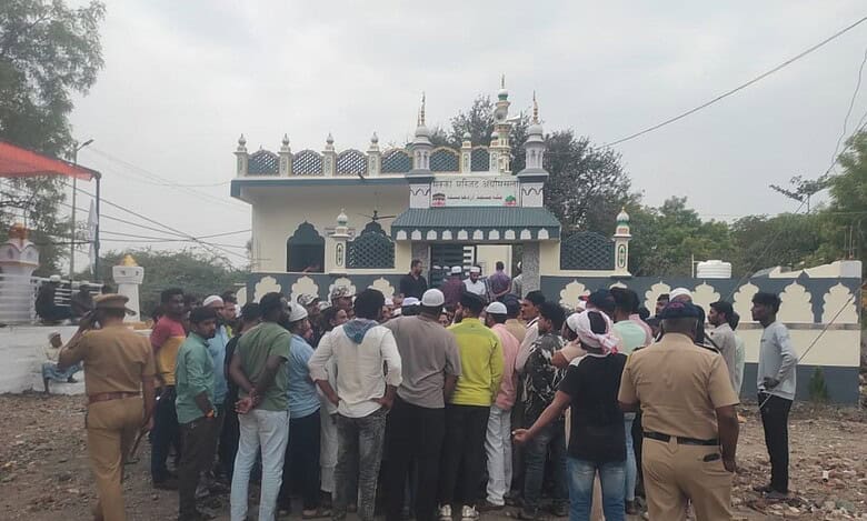 Beed Mosque