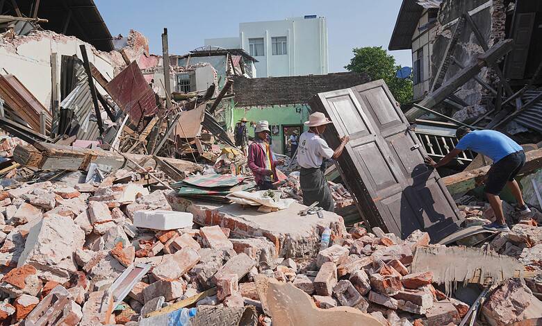 Earthquake in Myanmar. Military offers ceasefire