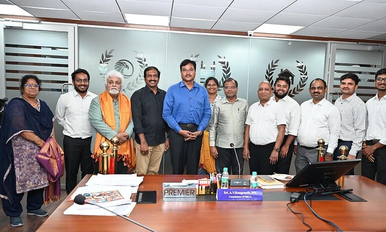 The image shows HYDRAA commissioner AV Ranganath felicitating his legal team after winning legal fight in City Civil Court on Bathukamma Kunta on April 22, 2025.