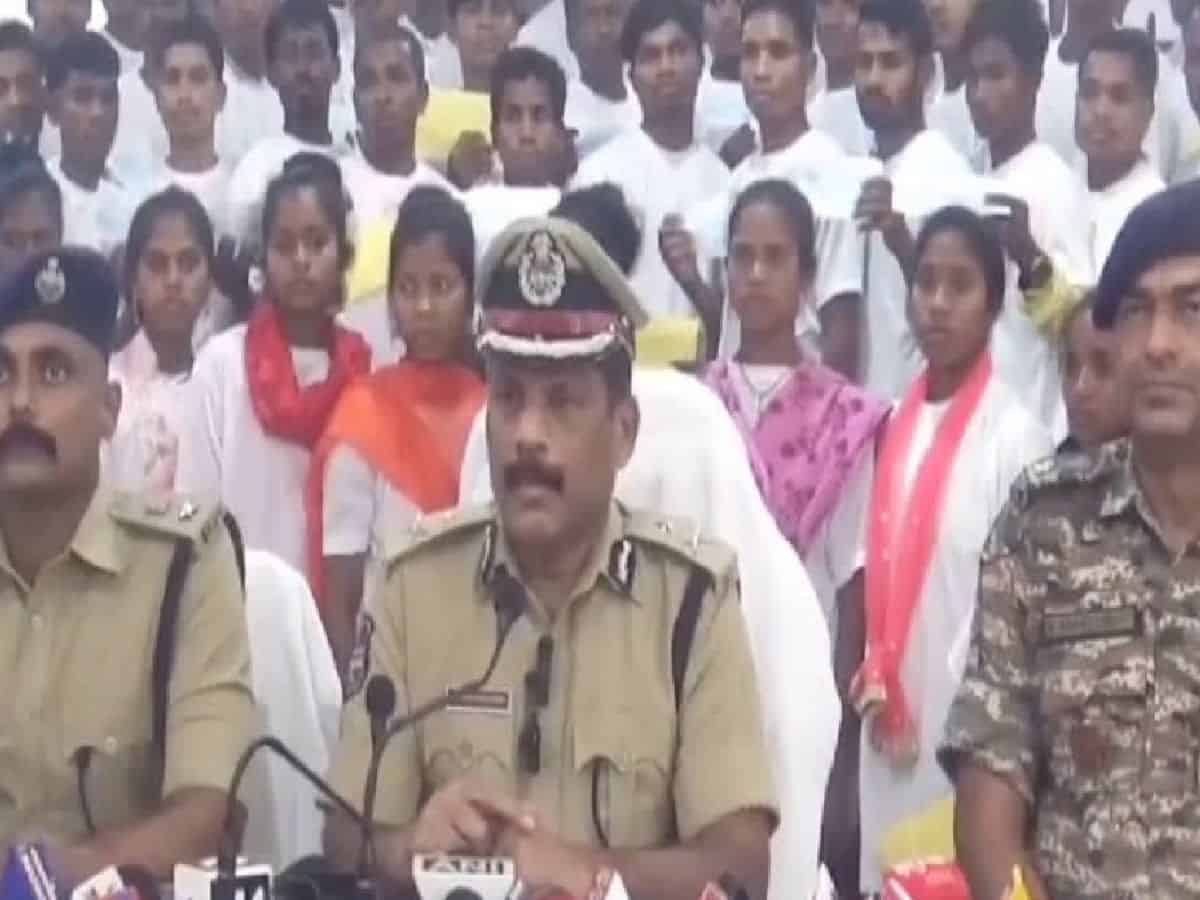 85 Maoists native of Telangana surrender before Bhadradri-Kothagudem police.