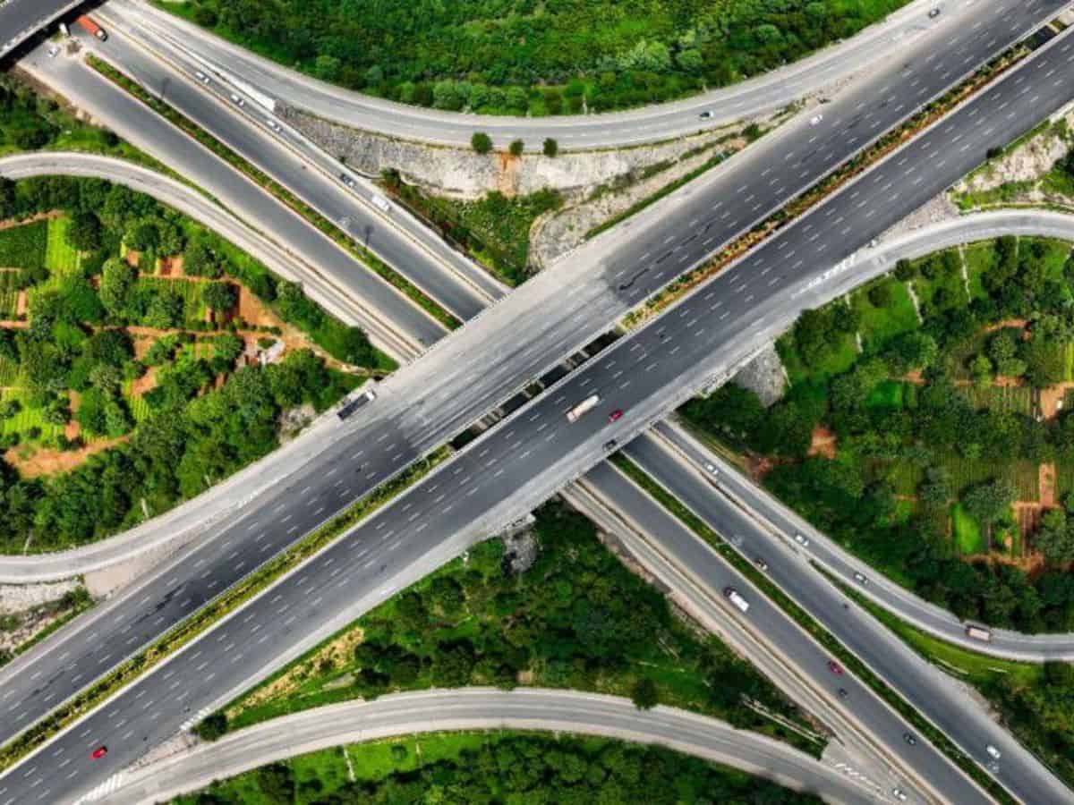 The hike in outer-ring-road toll charges apply from today, April 1.