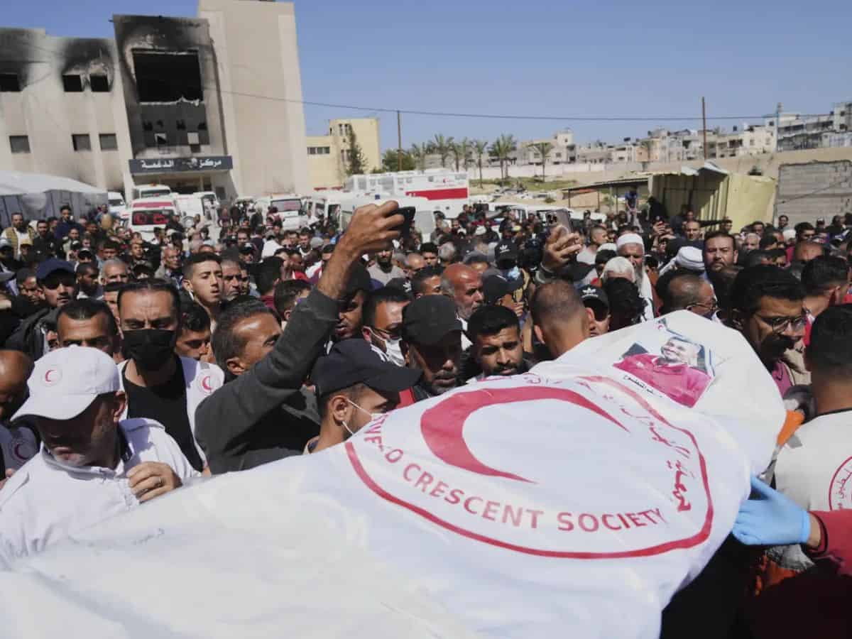 Israeli troops killed 15 Palestinian medics and buried them in a mass grave: UN