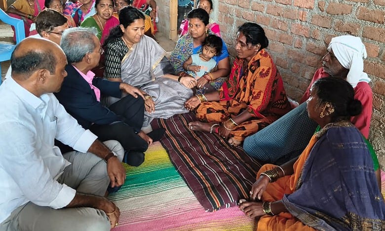 Chairman of Telangana Gulf Migrant Workers Welfare Committee consoling the family of Ashtapu Prem Sagar in Soan village, Nirmal district, Telangana.
