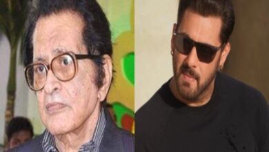 Salman Khan thanks true legend Manoj Kumar for his 'unforgettable films'