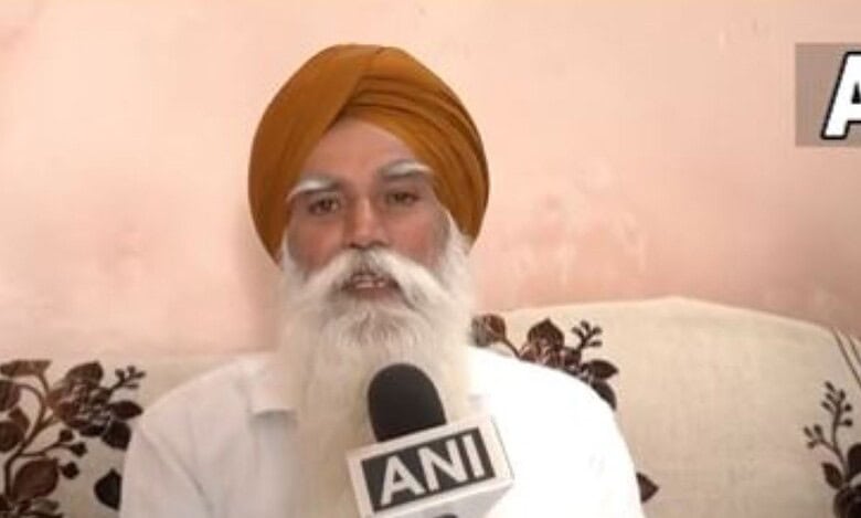 Tarsem Singh, Amritpal's father