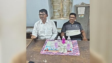 Telangana Anti-Corruption Bureau (ACB) arrested a superintendent, Dumpala Sridhar Babu, and a senior assistant, Mahadevuni Suresh, both posted at the office of the executive engineer, irrigation division-6, Sulthanabad, Peddapally, on the charges of taking a bribe of Rs 20,000.