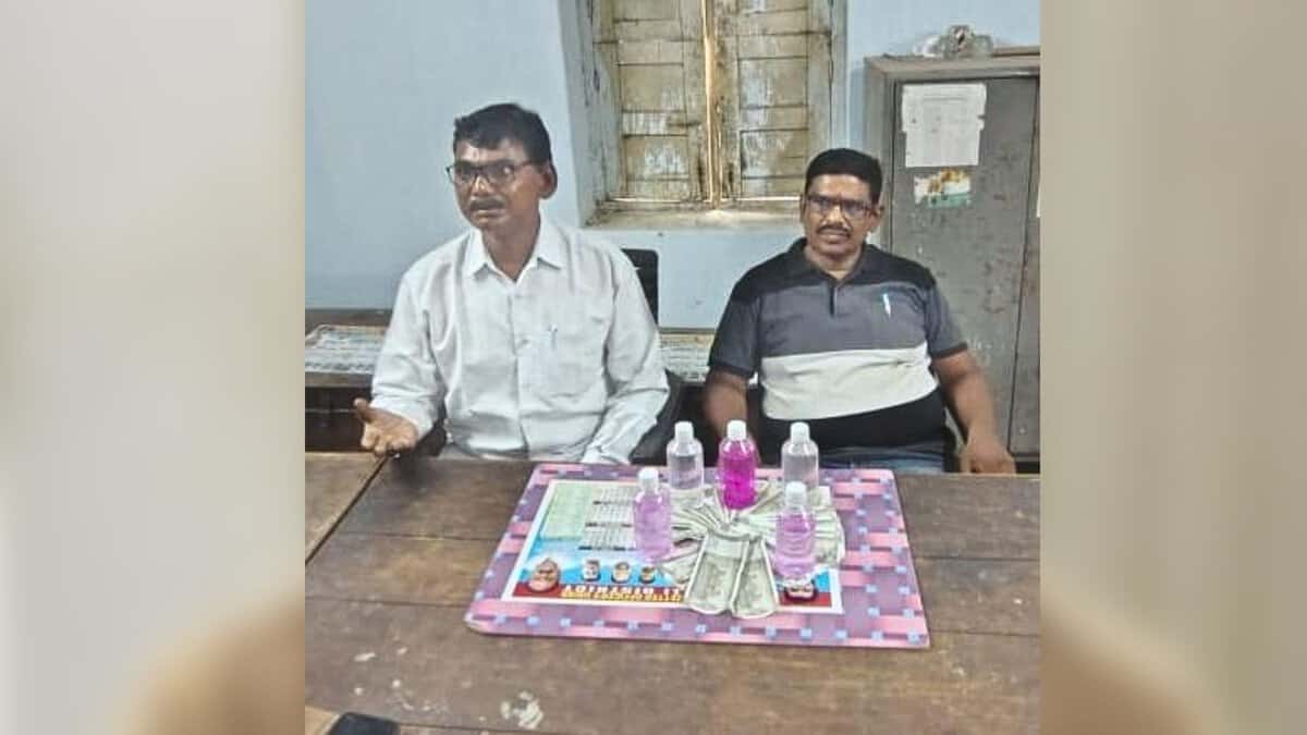 Telangana Anti-Corruption Bureau (ACB) arrested a superintendent, Dumpala Sridhar Babu, and a senior assistant, Mahadevuni Suresh, both posted at the office of the executive engineer, irrigation division-6, Sulthanabad, Peddapally, on the charges of taking a bribe of Rs 20,000.