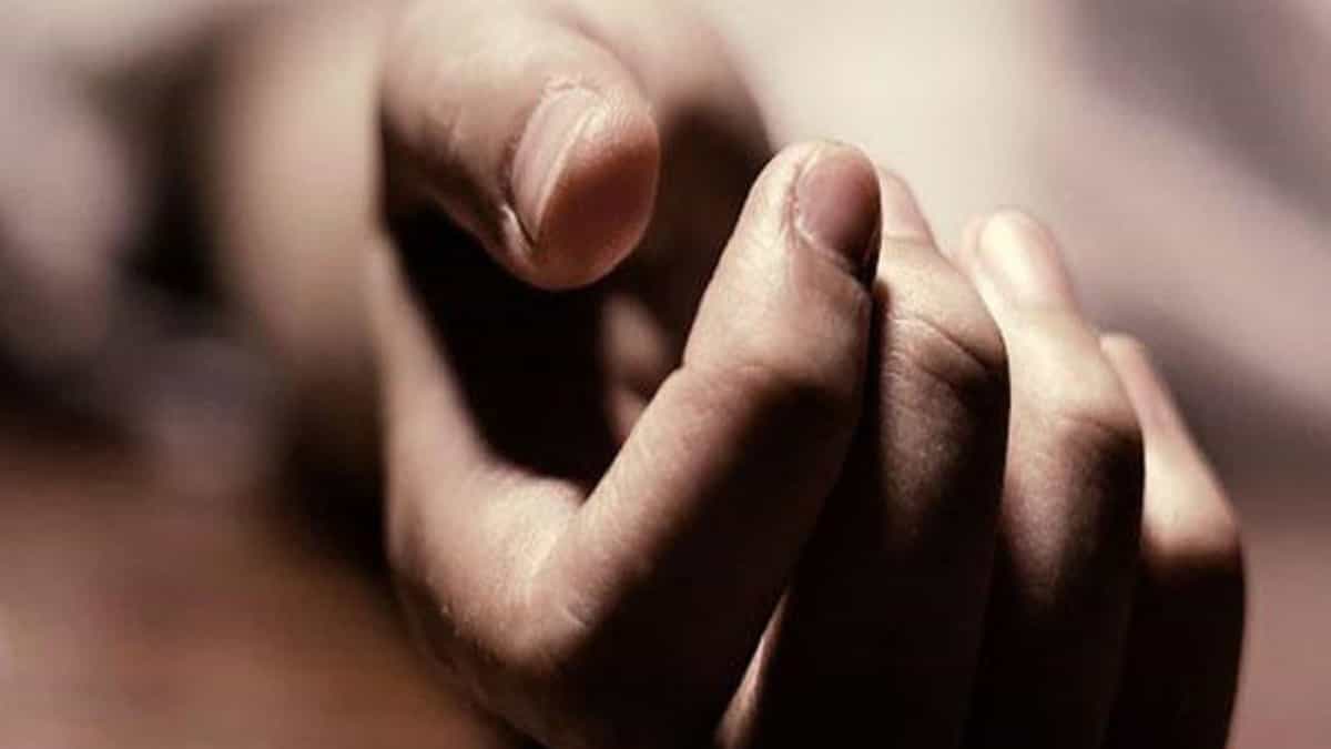 Representational photo of student who ends life due to fear of Telangana SSC exam results 2025.