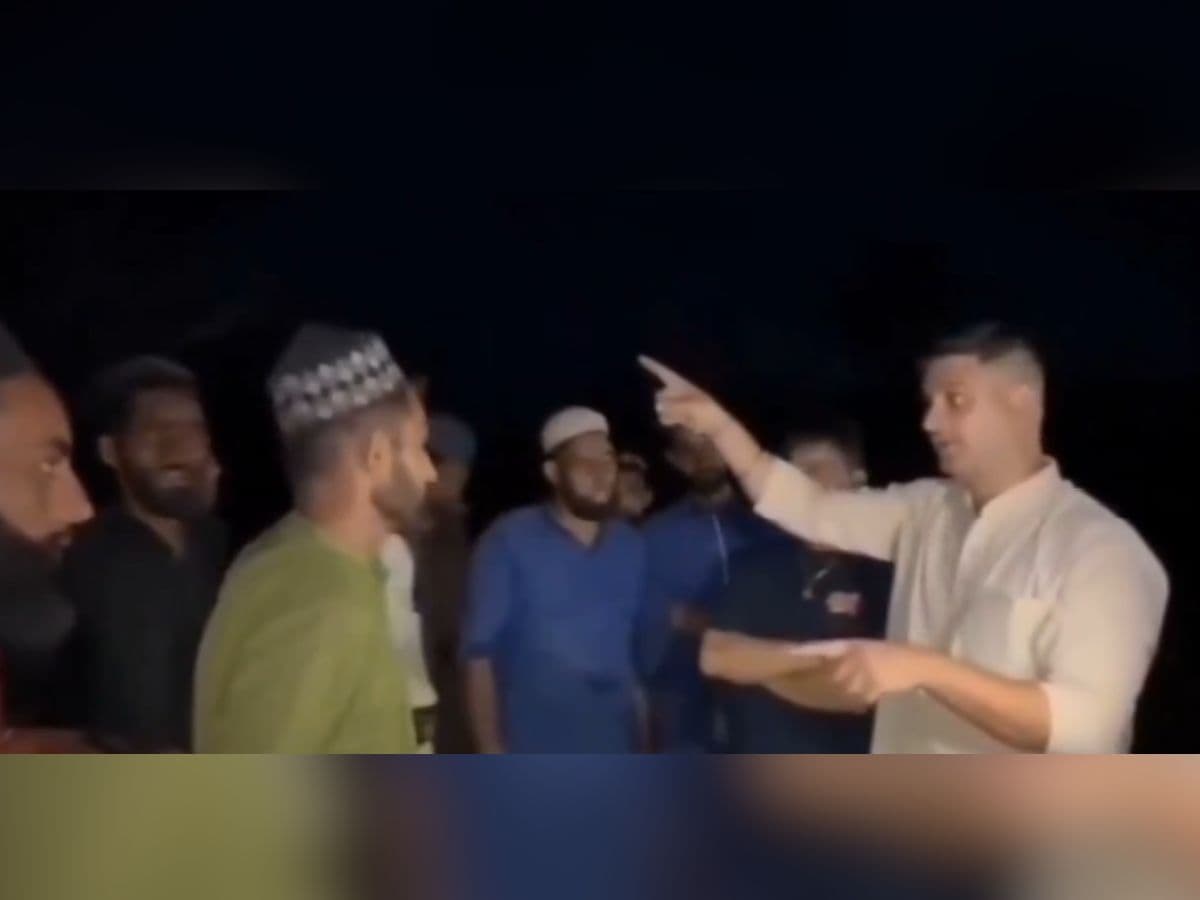 Members of the Hindu Jagran Manch, a Hindutva organisation in Himachal Pradesh, threatened minorities to leave the state, calling they are 'polluting' devabhoomi (land of Gods).