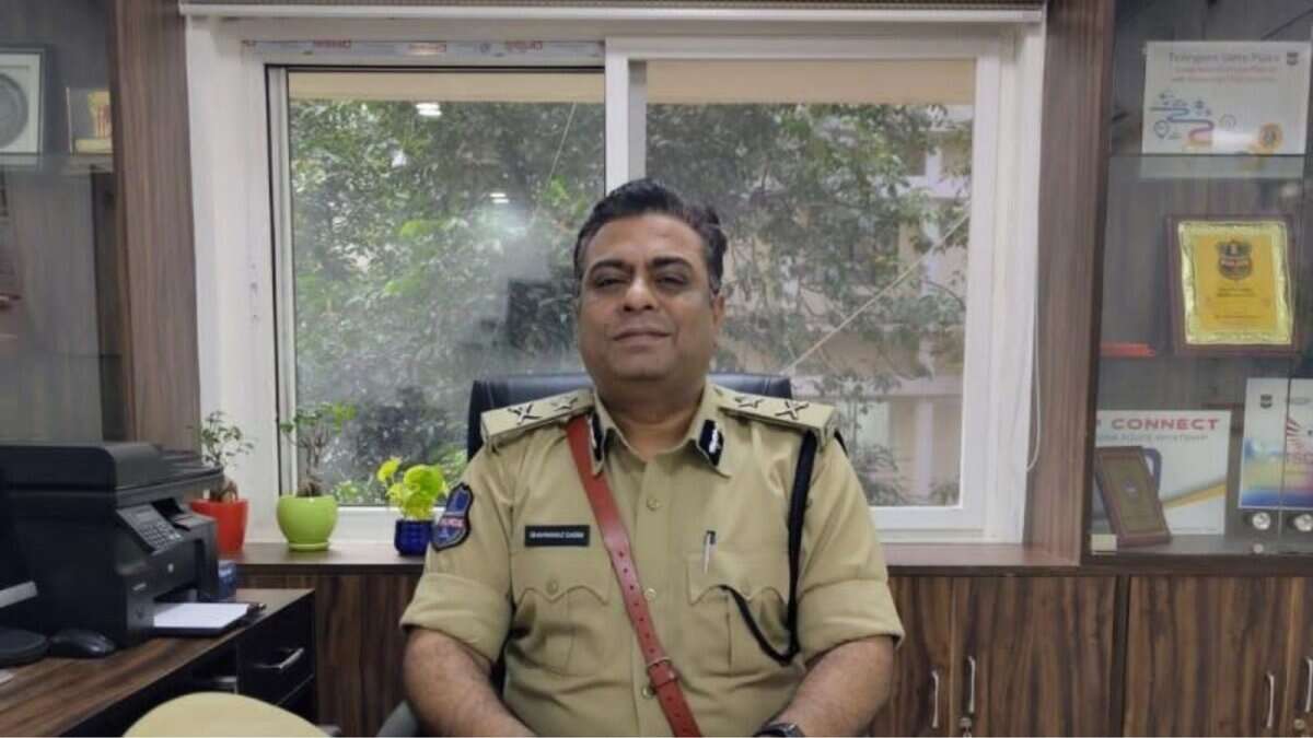 The image display a picture of IPS officer Shahnawaz Qasim
