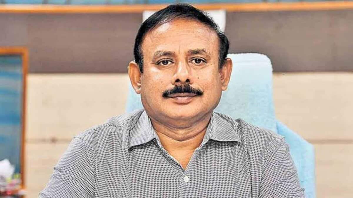 ACB seeks custody of Kaleshwaram Engineer-in-Chief Bhookya Hariram