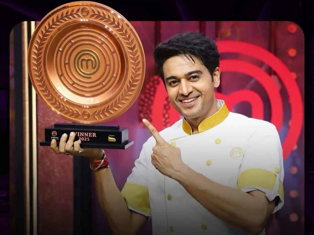 Gaurav Khanna lifts the Celebrity MasterChef trophy