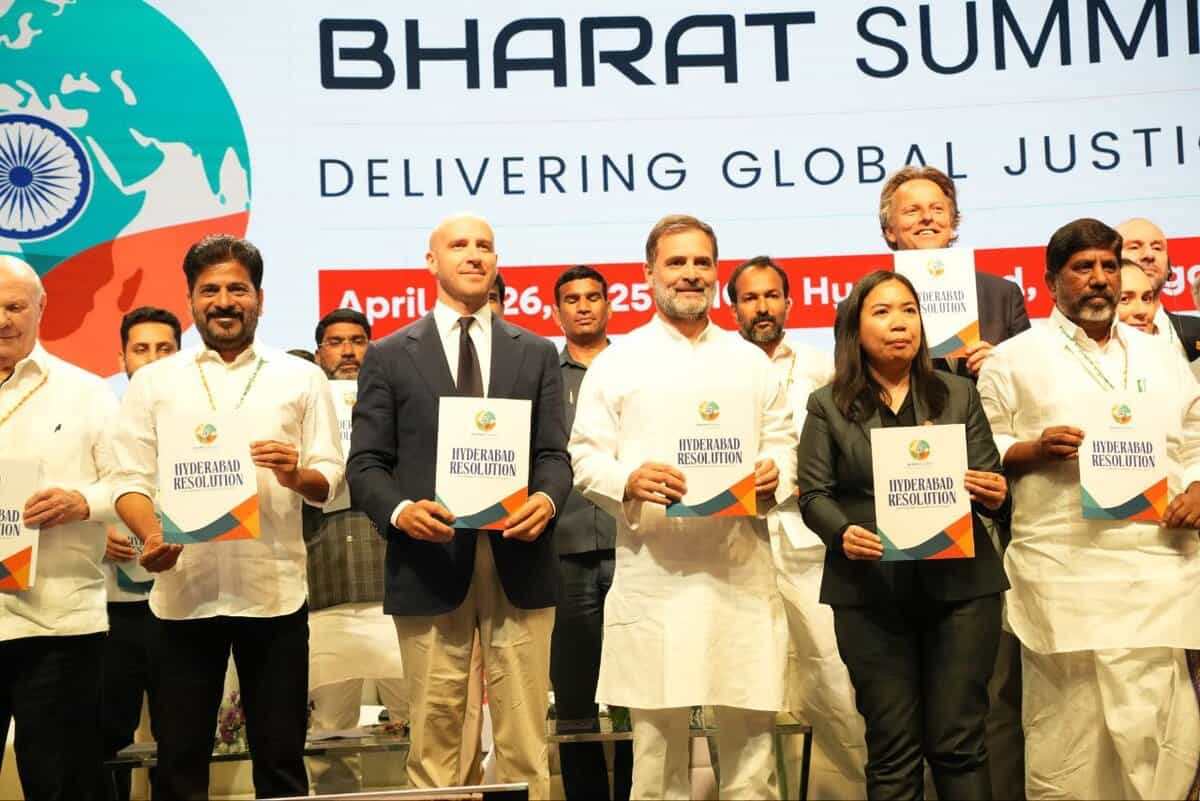 Bharat Summit: Rahul Gandhi and Telangana CM releasing the Hyderabad resolution.