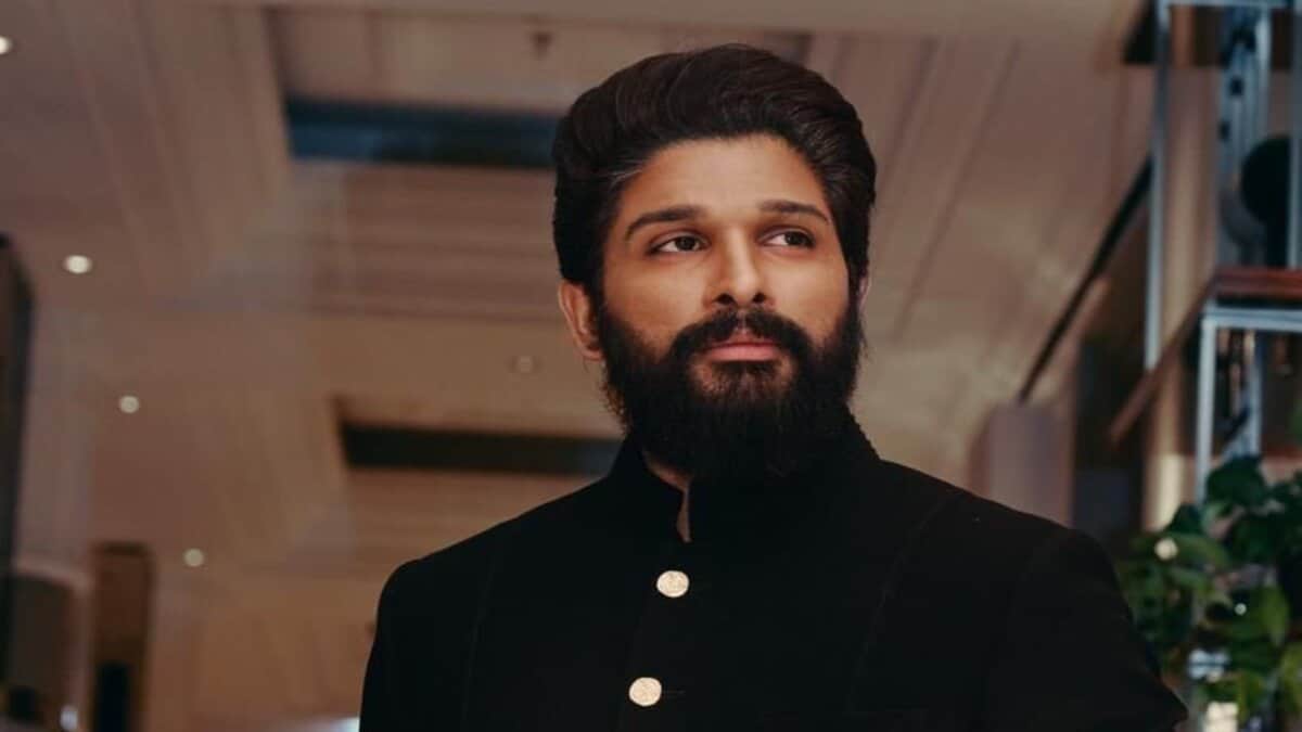 Icon star Allu Arjun's secret Bollywood meeting goes viral