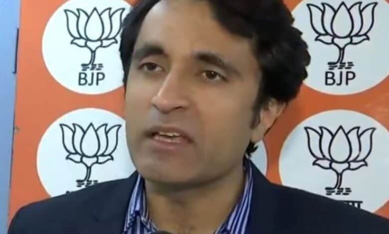 Stop being propaganda tool of Pak: BJP tells Rahul after he shared Jaishankar video