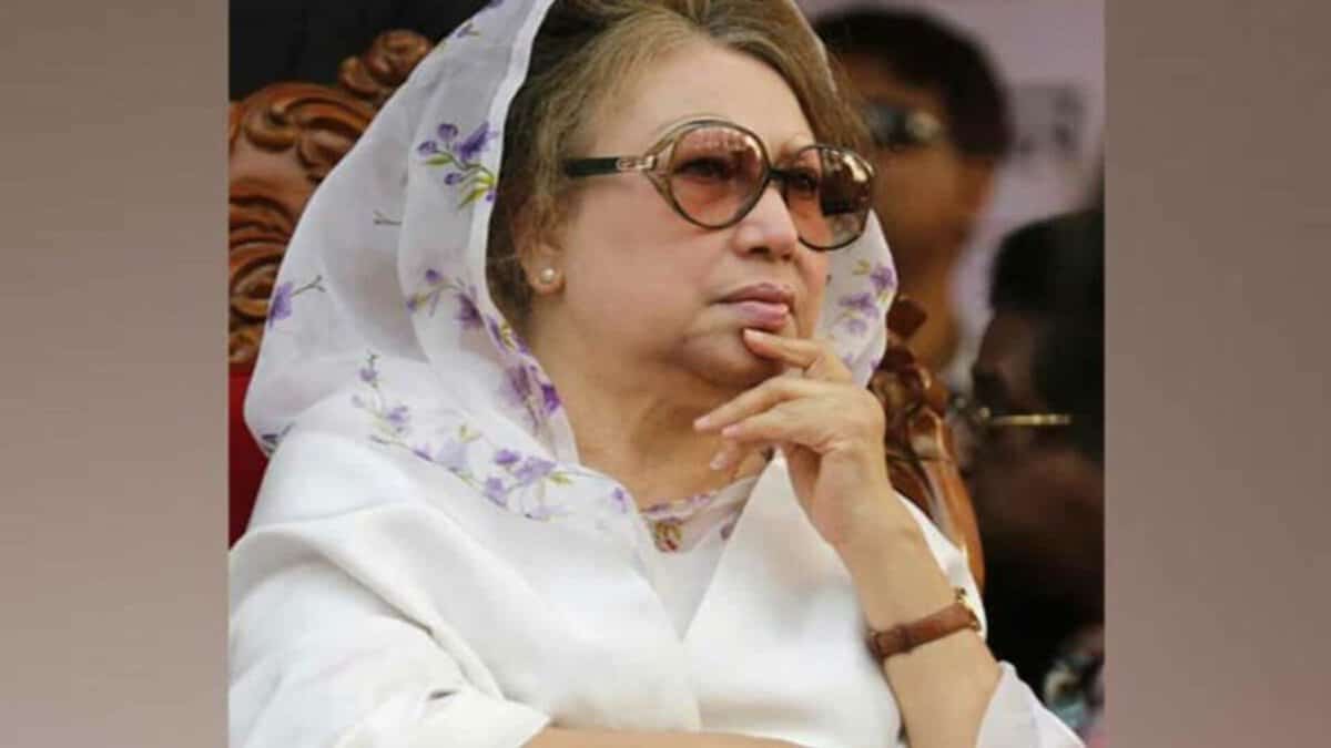 Bangladesh's ailing former Prime Minister Khaleda Zia